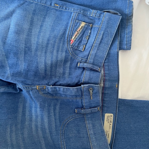 DIESEL INDUSTRY LIVIER FLARE IN SIZE W29 L32 - Picture 6 of 8